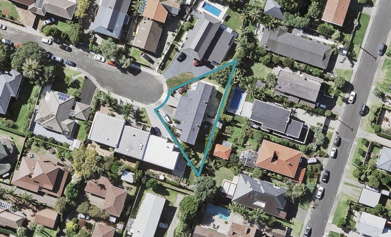 1/5 Milford Park Place, Milford, Auckland - Carousel 1