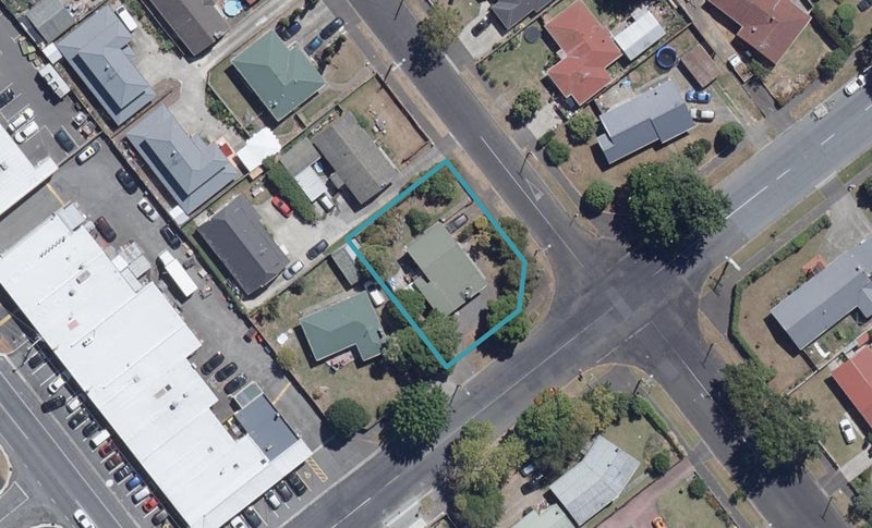 1 Sheridan Street, Silverdale, Hamilton - Carousel 1