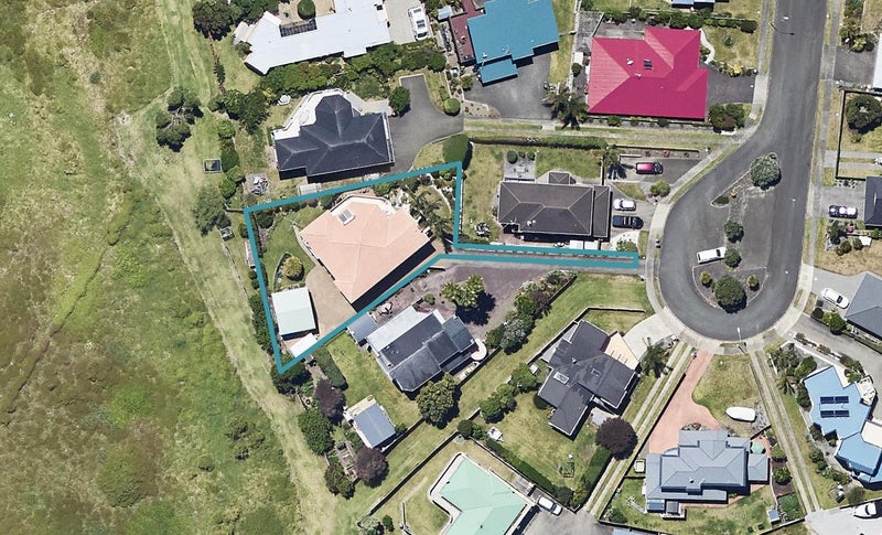 14 Panorama Place, Coastlands, Whakatane - Carousel 1