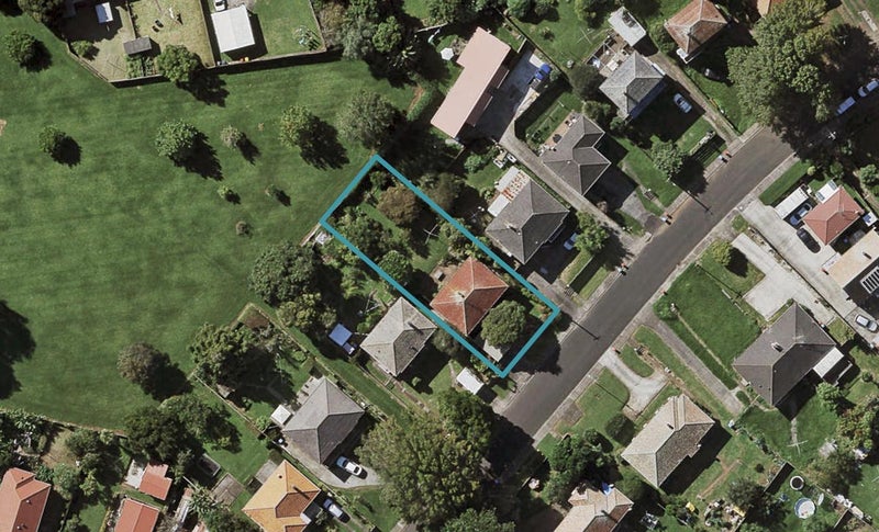 7 McCulloch Road, Panmure, Auckland - Carousel 1