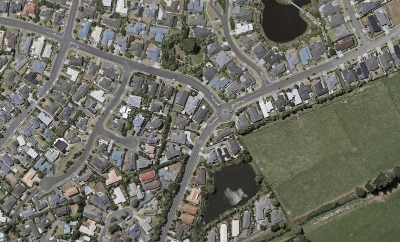 69 The Drive, Paraparaumu Beach, Paraparaumu - Carousel 1