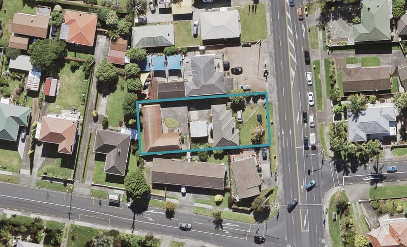 4168 Great North Road, Glendene, Auckland - Carousel 1