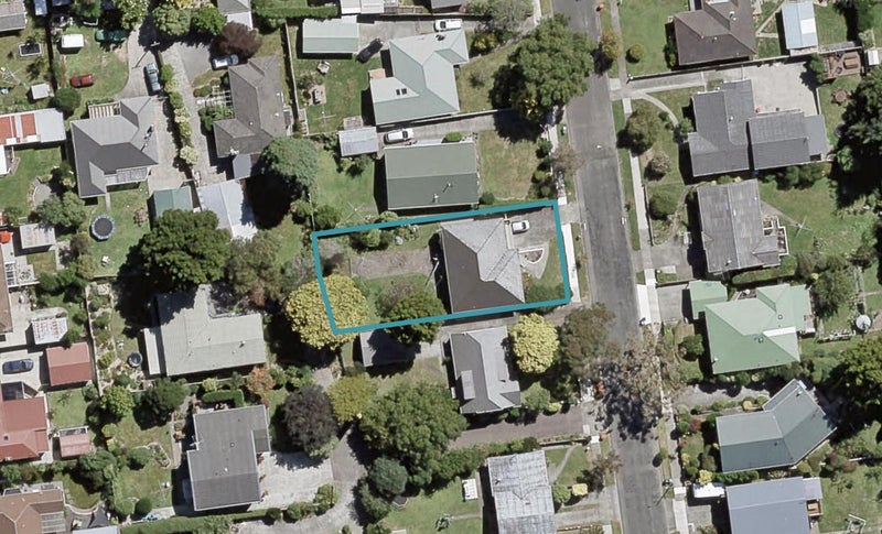 6 Arnot Avenue, Clouston Park, Upper Hutt - Carousel 1