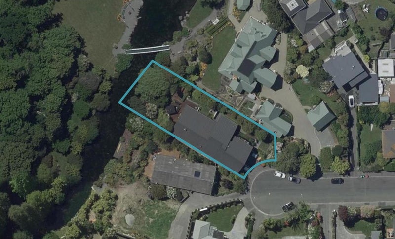 10 Nutfield Lane, Cashmere, Christchurch - Carousel 1