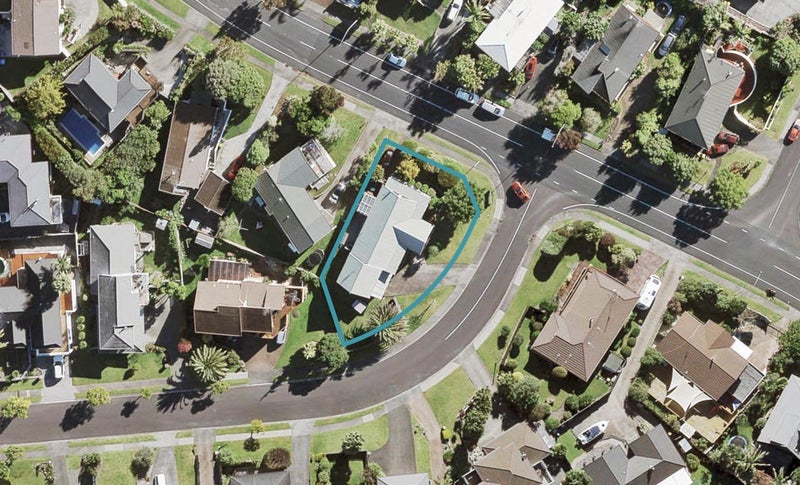 21 Marina View Drive, West Harbour, Auckland - Carousel 1