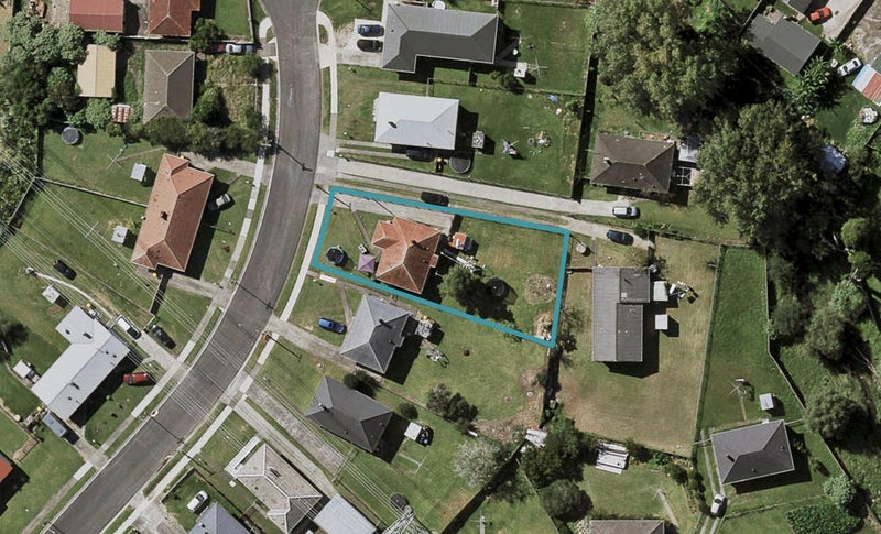 11 Guthrey Place, Otara, Auckland - Carousel 1