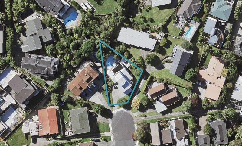 11 Prestige Place, Castor Bay, Auckland - Carousel 1