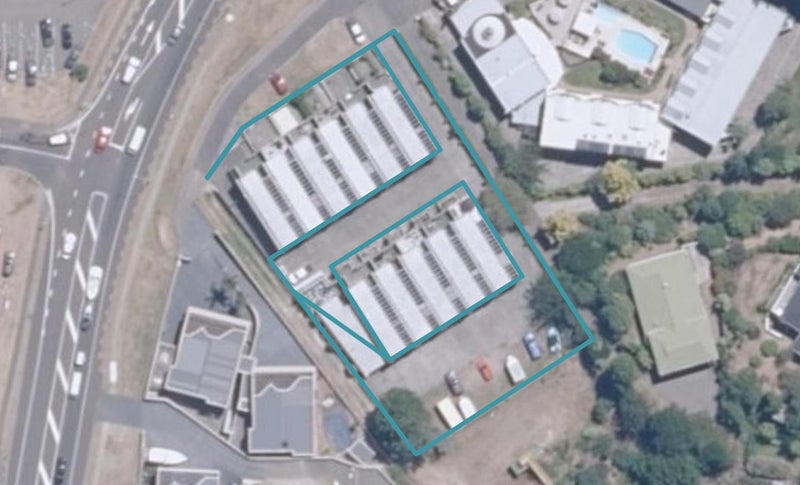 364 Lake Terrace, Two Mile Bay, Taupō - Carousel 1