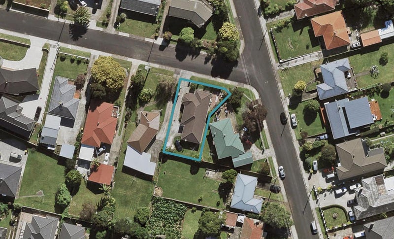 2A Lansdown Avenue, Papatoetoe, Auckland - Carousel 1