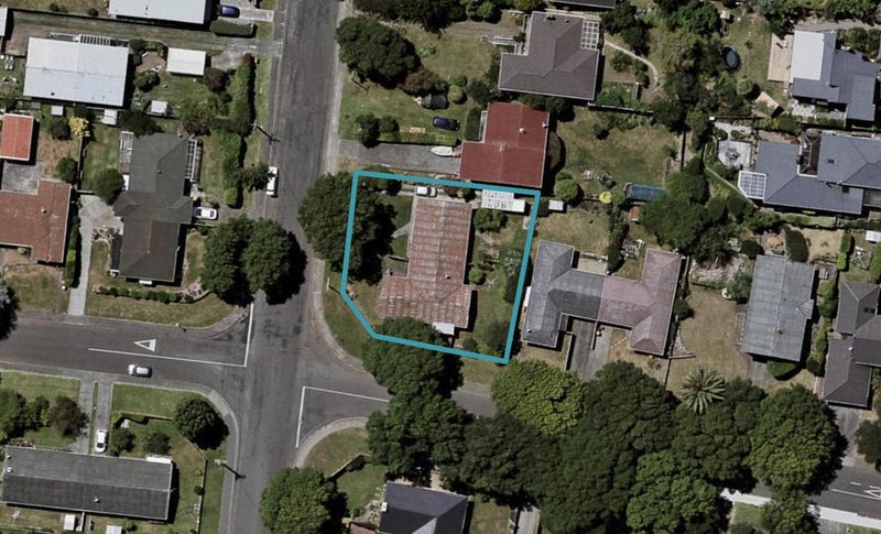 46 Tui Road, Raumati Beach, Paraparaumu - Carousel 1