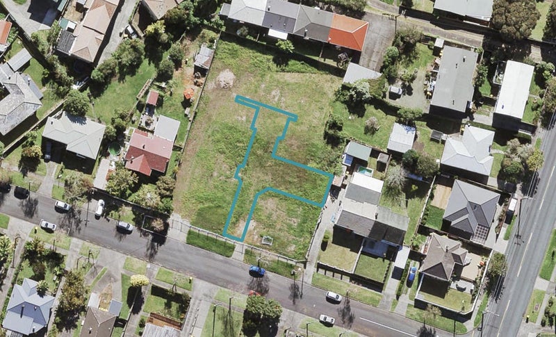 4 Matuaiwi Close, New Lynn, Auckland - Carousel 1