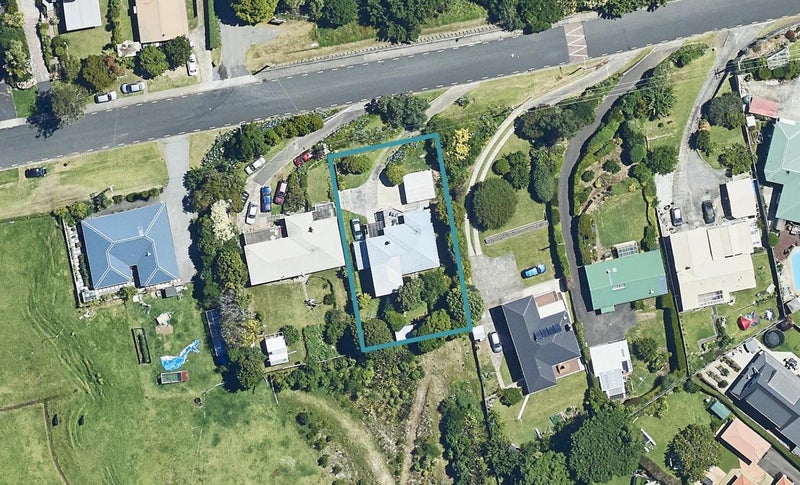 22 Sutherland Road, Brookfield, Tauranga - Carousel 1