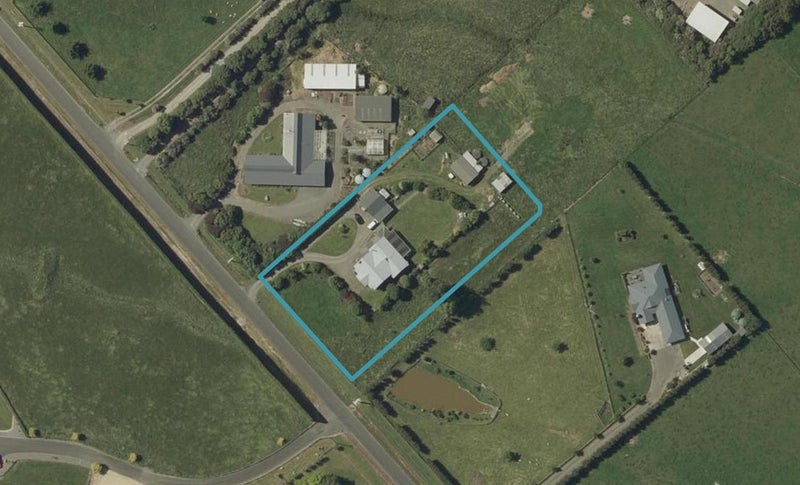 72 Tutaki Road, Kelvin Grove, Palmerston North - Carousel 1