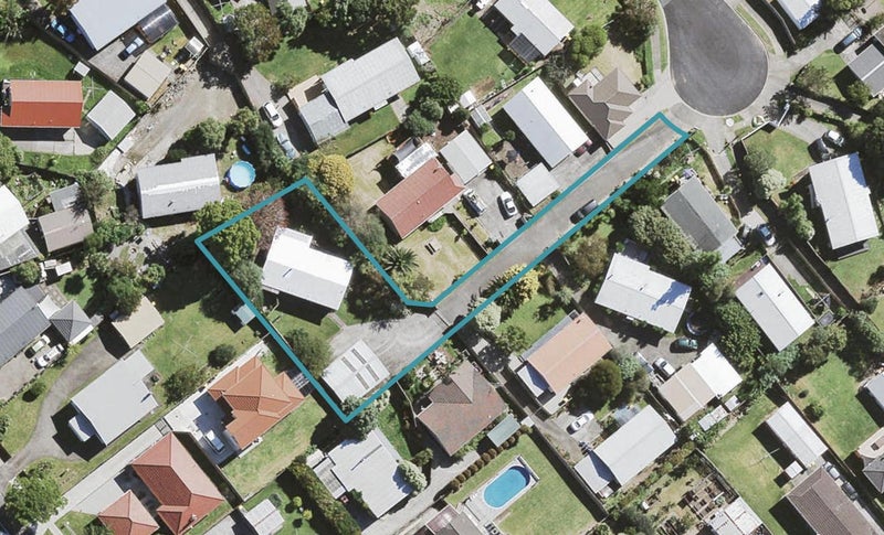 23 Taranui Place, Henderson, Auckland - Carousel 1