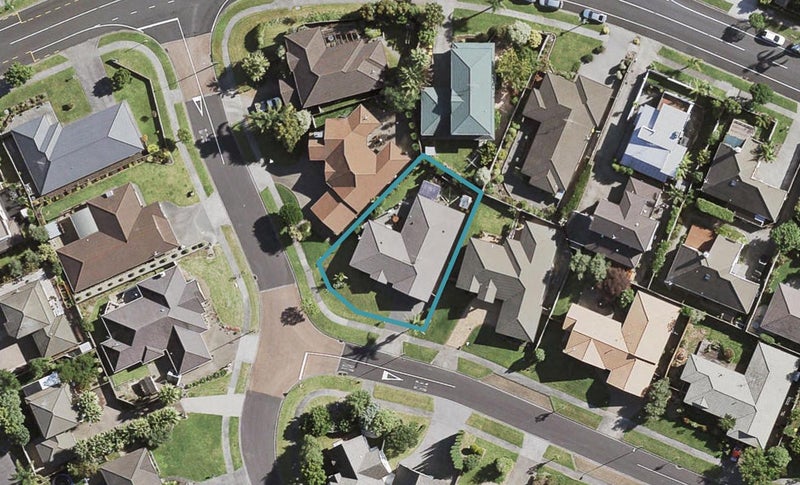 2 Manara Place, The Gardens, Auckland - Carousel 1