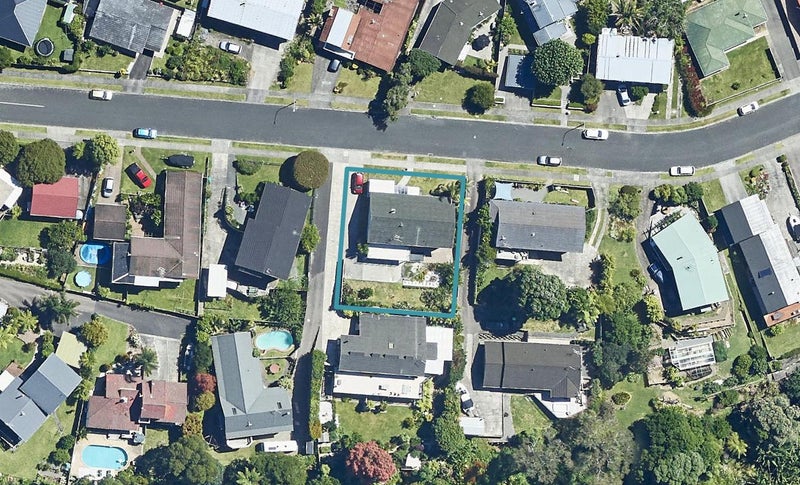 12 Sunny Bay Road, Matua, Tauranga - Carousel 1