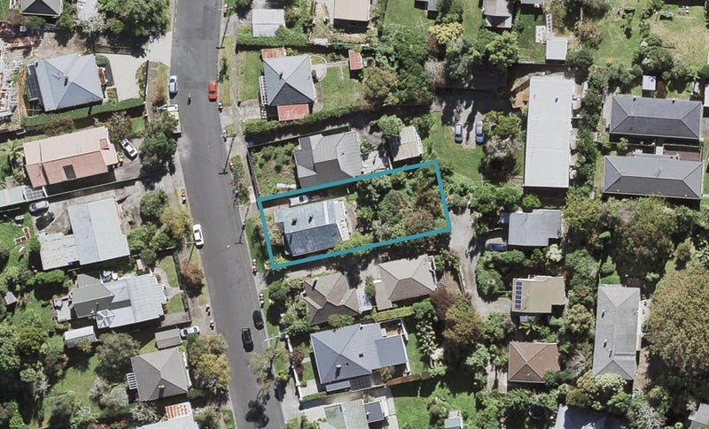 55 Mountain View Road, Morningside, Auckland - Carousel 1