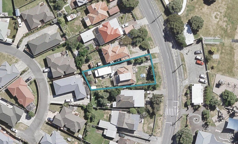 33 Bell Road, Waiwhetu, Lower Hutt - Carousel 1