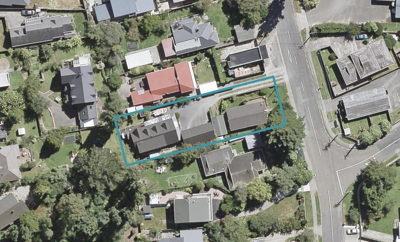 2/70 Pinehaven Road, Pinehaven, Upper Hutt - Carousel 1