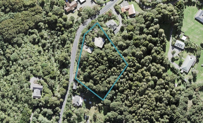 288 Forest Road, WAIATARUA, AUCKLAND - Carousel 1