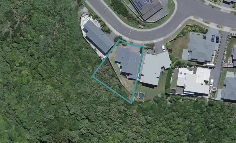 5 Romaine Road, Churton Park, Wellington - Carousel 1