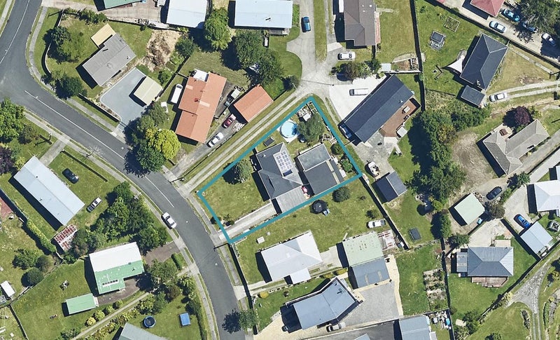 12 Bay Grove, Pukehangi, Rotorua - Carousel 1