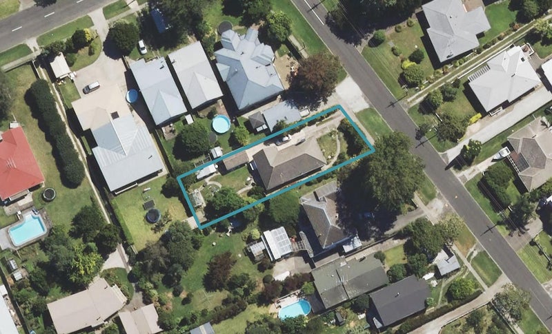 26 Russell Street, Whataupoko, Gisborne - Carousel 1