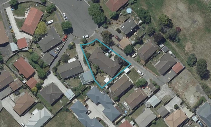 1/20 McHaffies Place, Wainoni, Christchurch - Carousel 1
