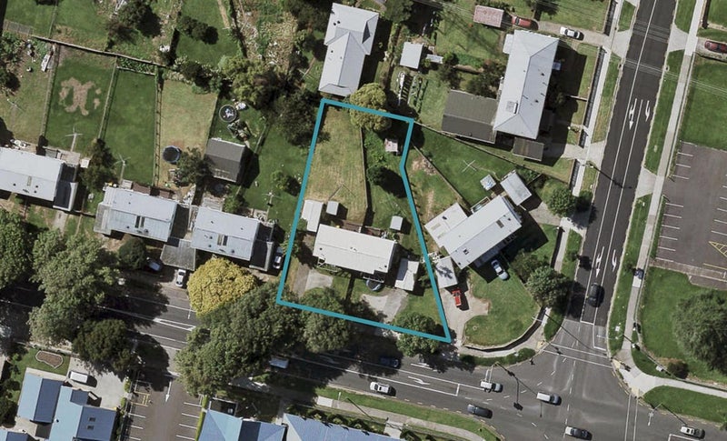 98 Bairds Road, Ōtara, Auckland - Carousel 1