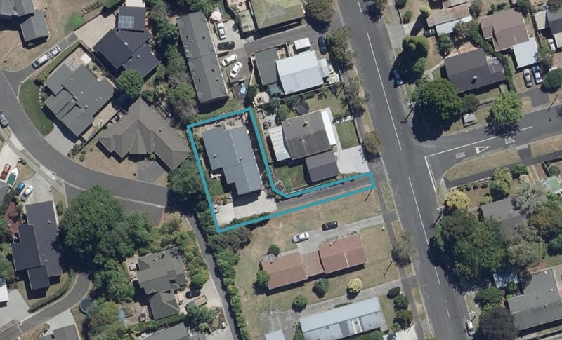 18 Argyle Street, Hamilton East, Hamilton - Carousel 1