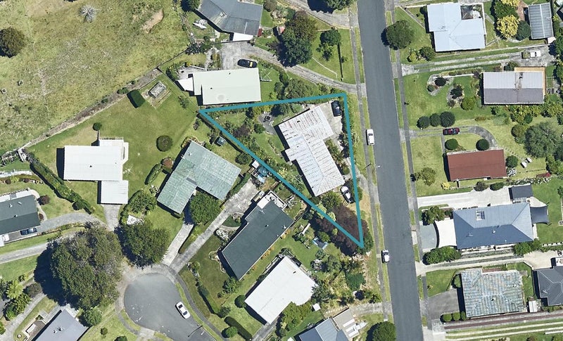 23 Upland Street, Brookfield, Tauranga - Carousel 1