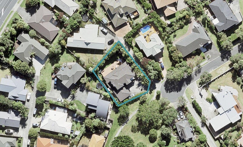 12 Farnell Place, Gulf Harbour, Whangaparaoa - Carousel 1