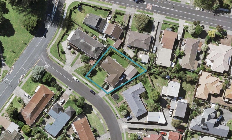 37 Hedge Row, Sunnyhills, Auckland - Carousel 1