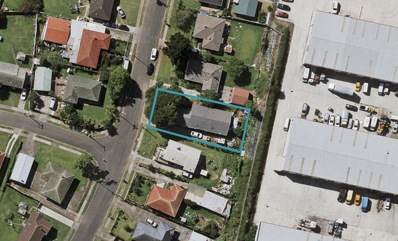 8 Murchison Road, Otara, Auckland - Carousel 1