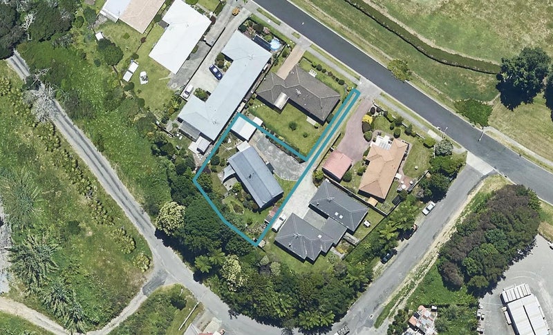 5 Marshall Avenue, Greerton, Tauranga - Carousel 1