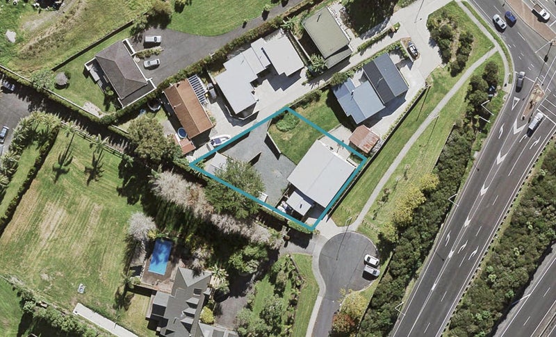 2 Chester Avenue, Greenhithe, Auckland - Carousel 1
