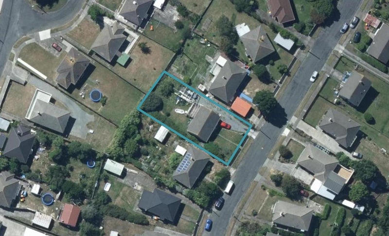 9 Chew Place, Ranui, Porirua - Carousel 1