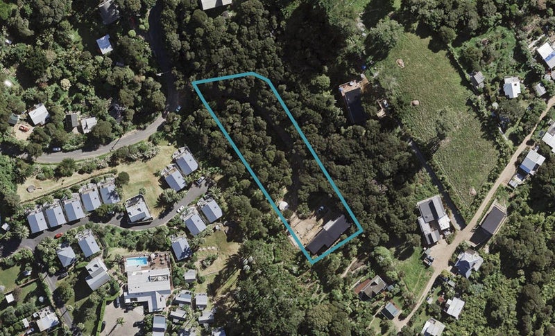 64 Hill Road, Palm Beach, Waiheke Island - Carousel 1