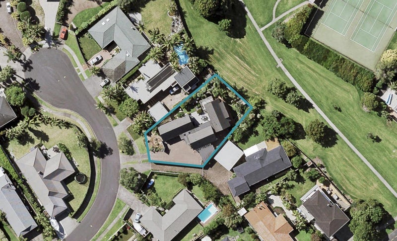 9 Sanctuary Point, Sunnyhills, Auckland - Carousel 1