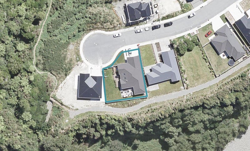 114 Riverstone Drive, Riverstone Terraces, Upper Hutt - Carousel 1