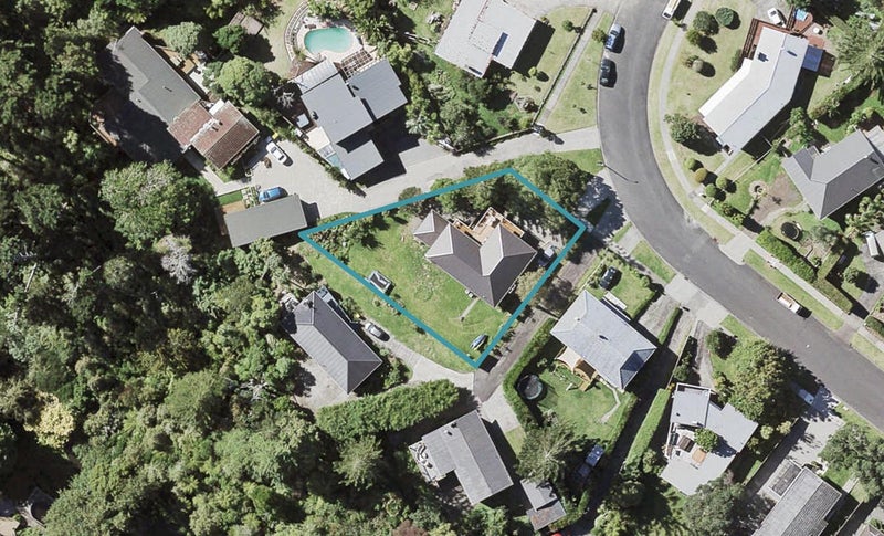30 Cheriton Road, Mellons Bay, Auckland - Carousel 1