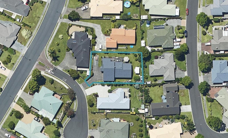 5 Ashmore Court, Bethlehem, Tauranga - Carousel 1