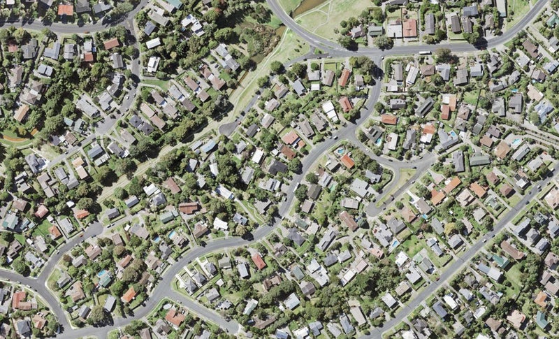 14 Oaktree Avenue, Browns Bay, Auckland - Carousel 1