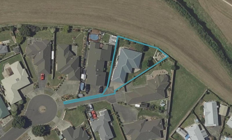 16 Brookside Close, Highbury, Palmerston North - Carousel 1