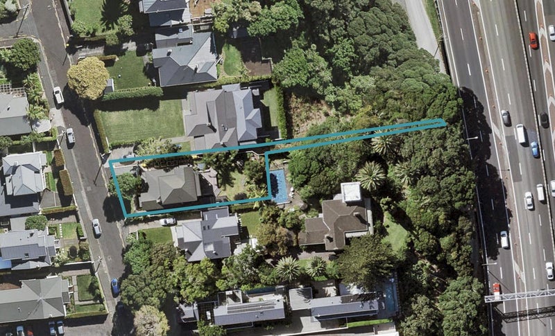 53 Princes Street, Northcote Point, Auckland - Carousel 1