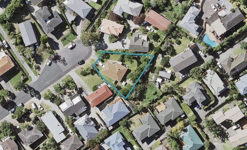 61 Lavery Place, Sunnynook, Auckland - Carousel 1
