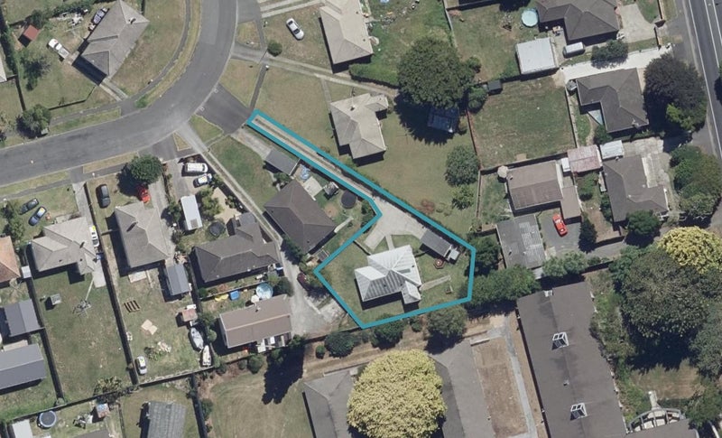 20A Douglas Crescent, Fairfield, Hamilton - Carousel 1