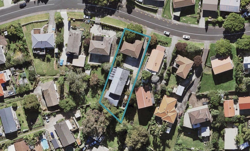9 Rehia Road, Massey, Auckland - Carousel 1