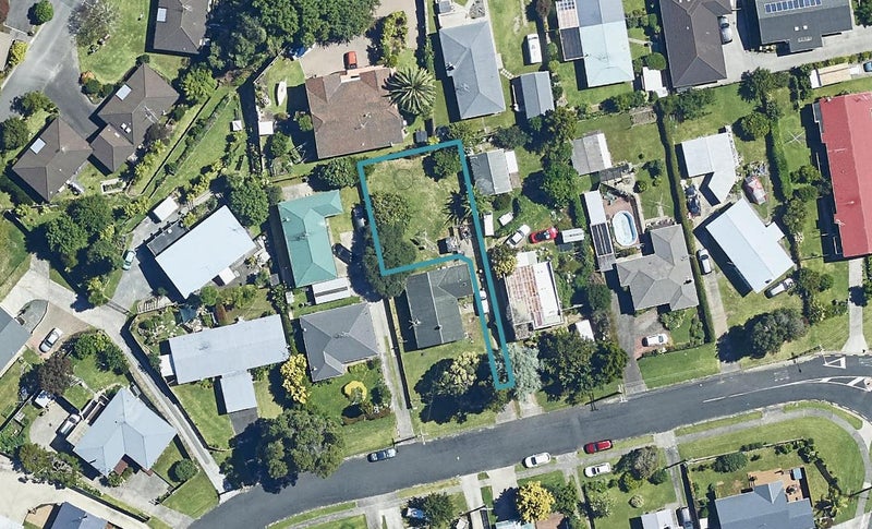 9A Linton Crescent, Matua, Tauranga - Carousel 1