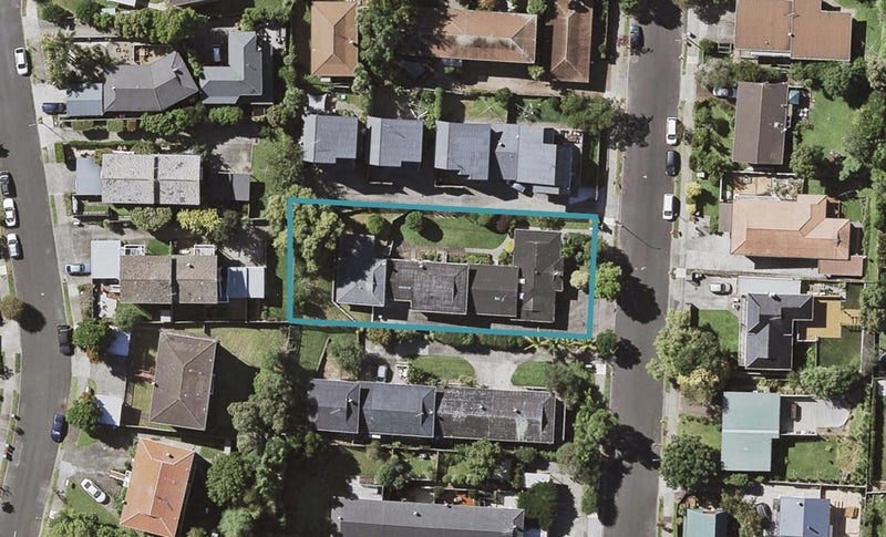1/11 Houghton Street, Meadowbank, Auckland - Carousel 1